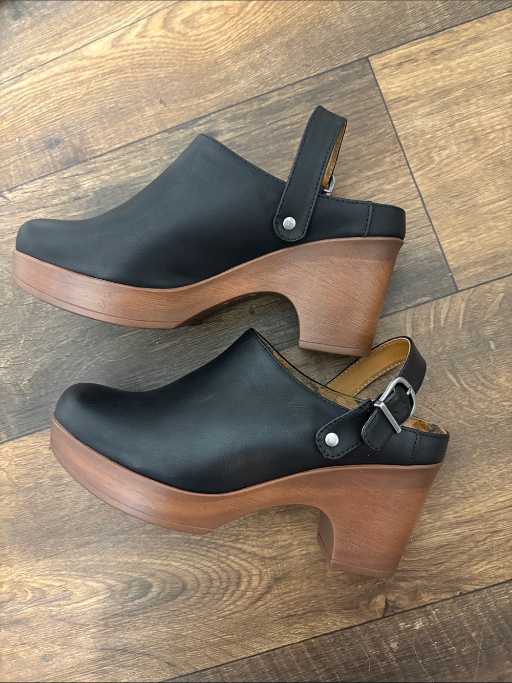 boc Black Leather Clogs with Brown Wood-Look Heel and Buckle - Picture 13 of 14